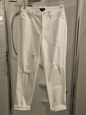 Studio Park + Amy Stran Women's Regular Boyfriend Jeans. NWOT.